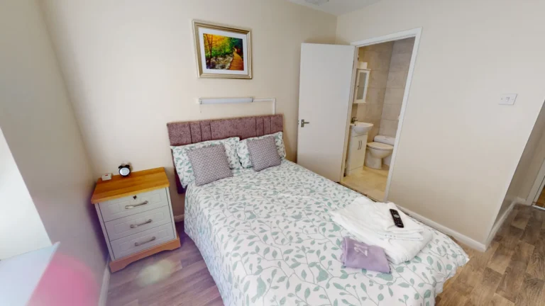 Asana Lodge single bedroom